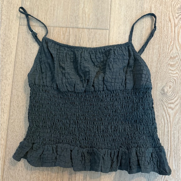 Zara - Crop Tank - Picture 2 of 5